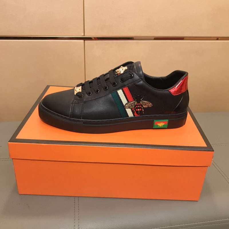 G*u*i casual shoes